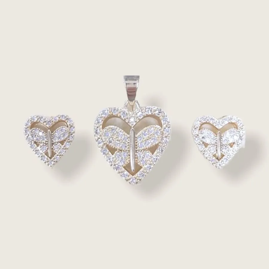 Amera clear crystal heart in 18k of gold plated set