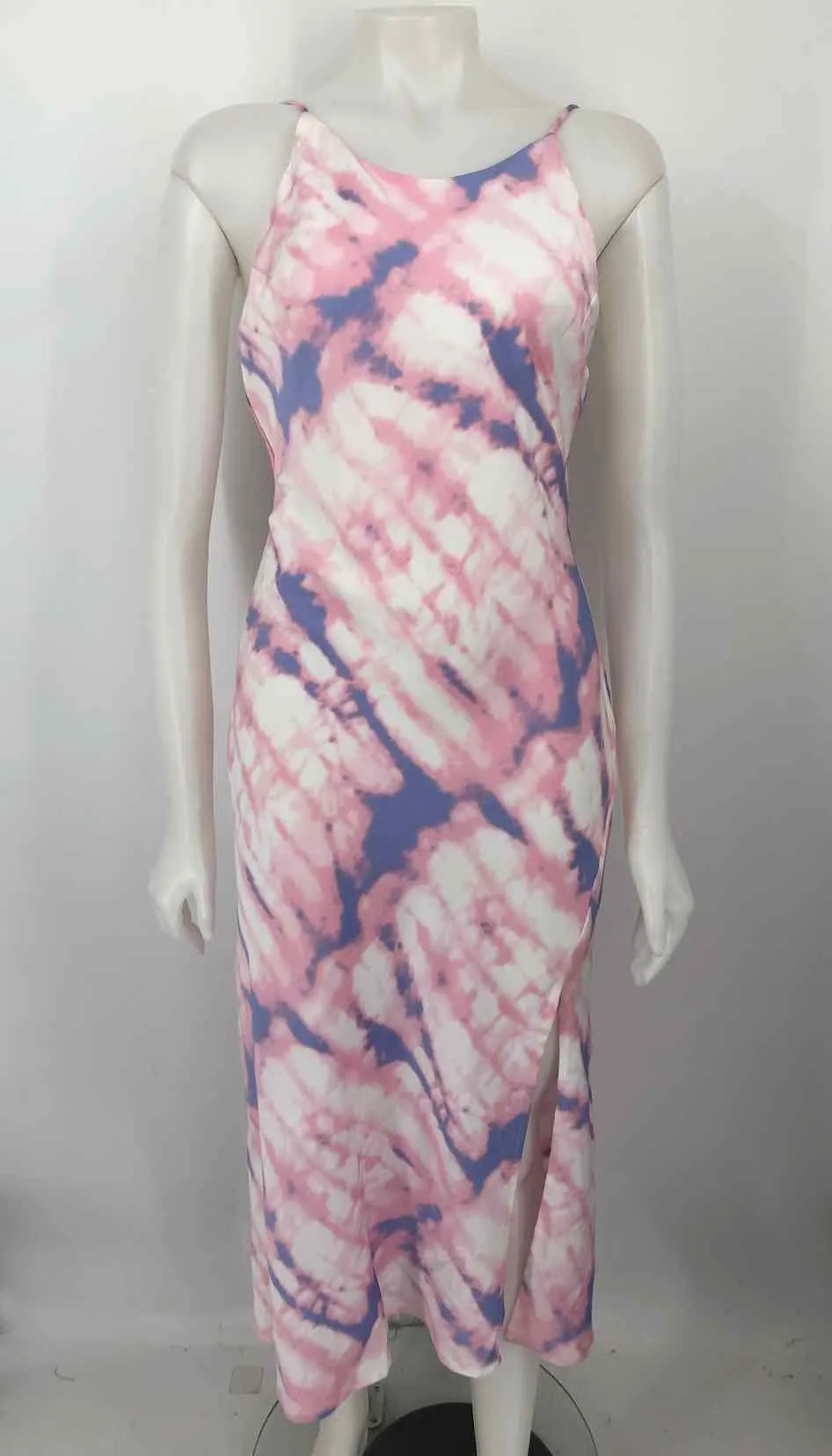 ASTR the Label Pink & White Lilac Tie Dyed Spaghetti Strap Size MEDIUM (M) Dress