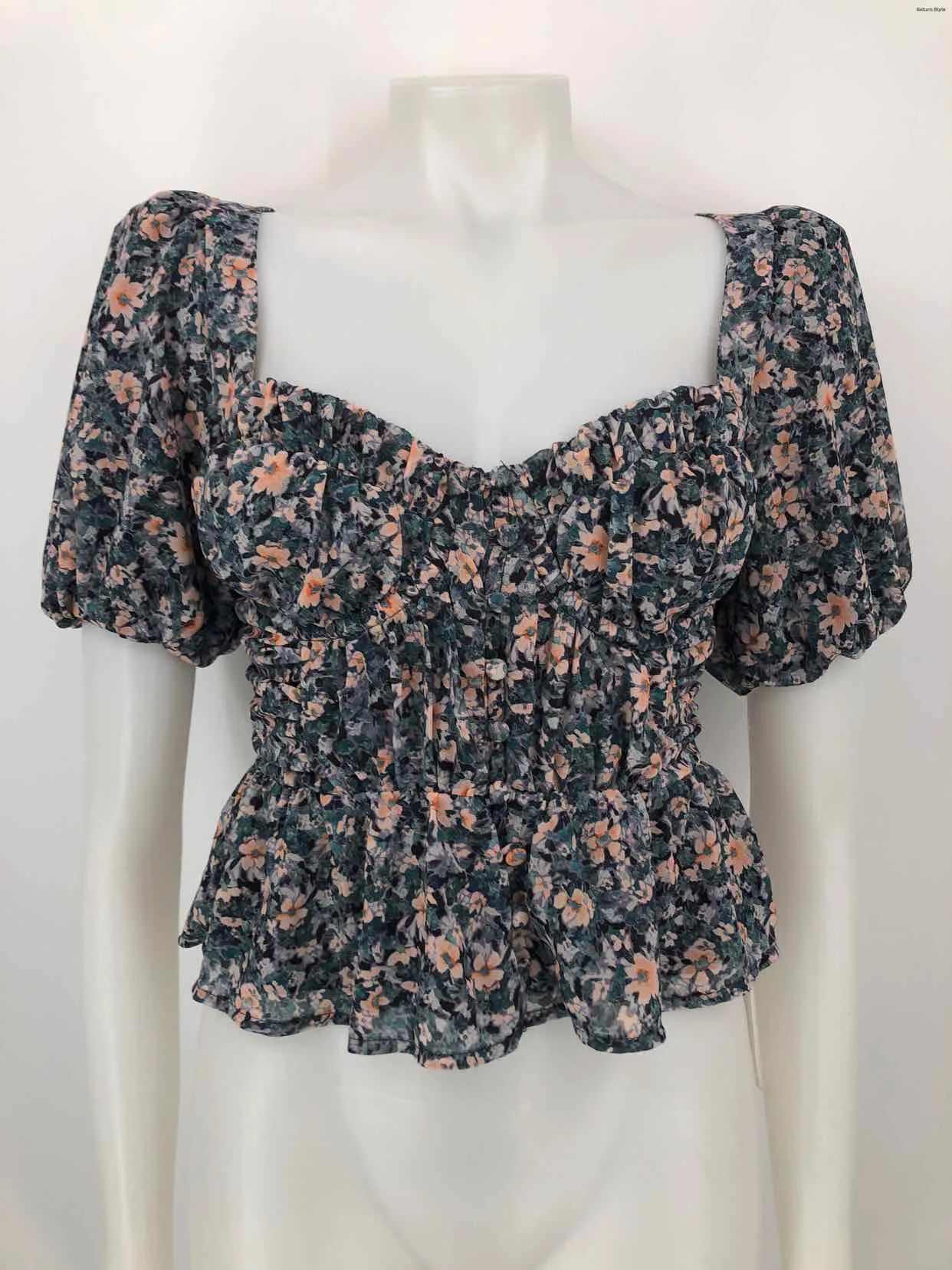 ASTR the Label Teal Peach Floral Crop Size X-SMALL Top