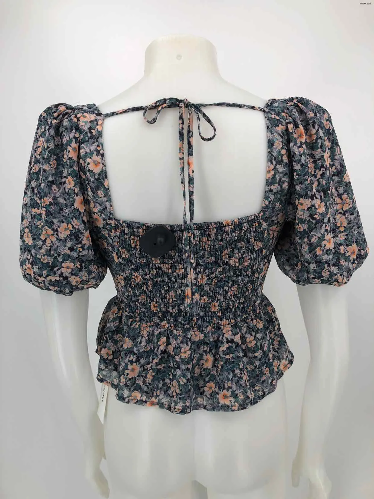 ASTR the Label Teal Peach Floral Crop Size X-SMALL Top