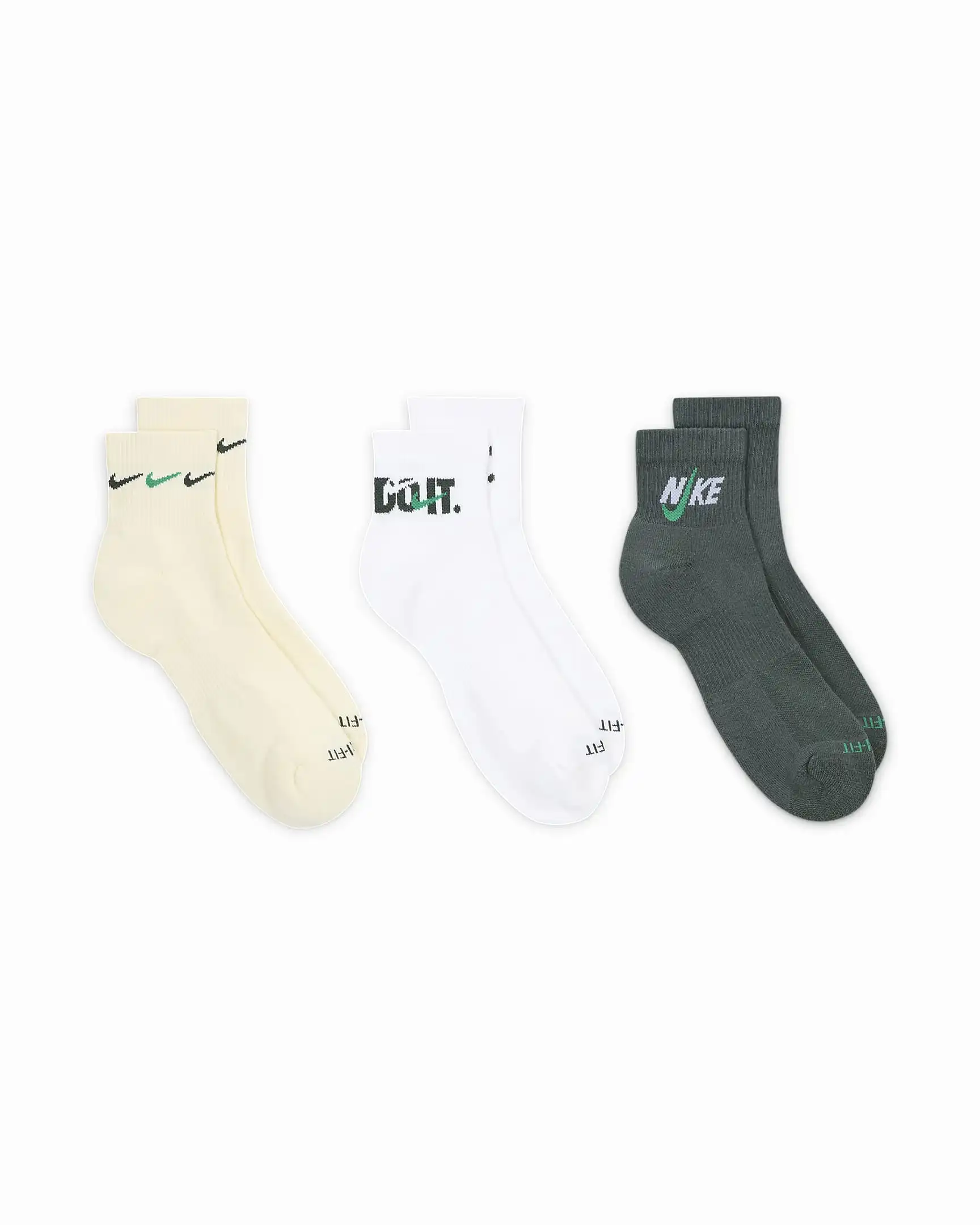 Everyday Plus Cushioned Training Ankle Socks (3 Pairs)