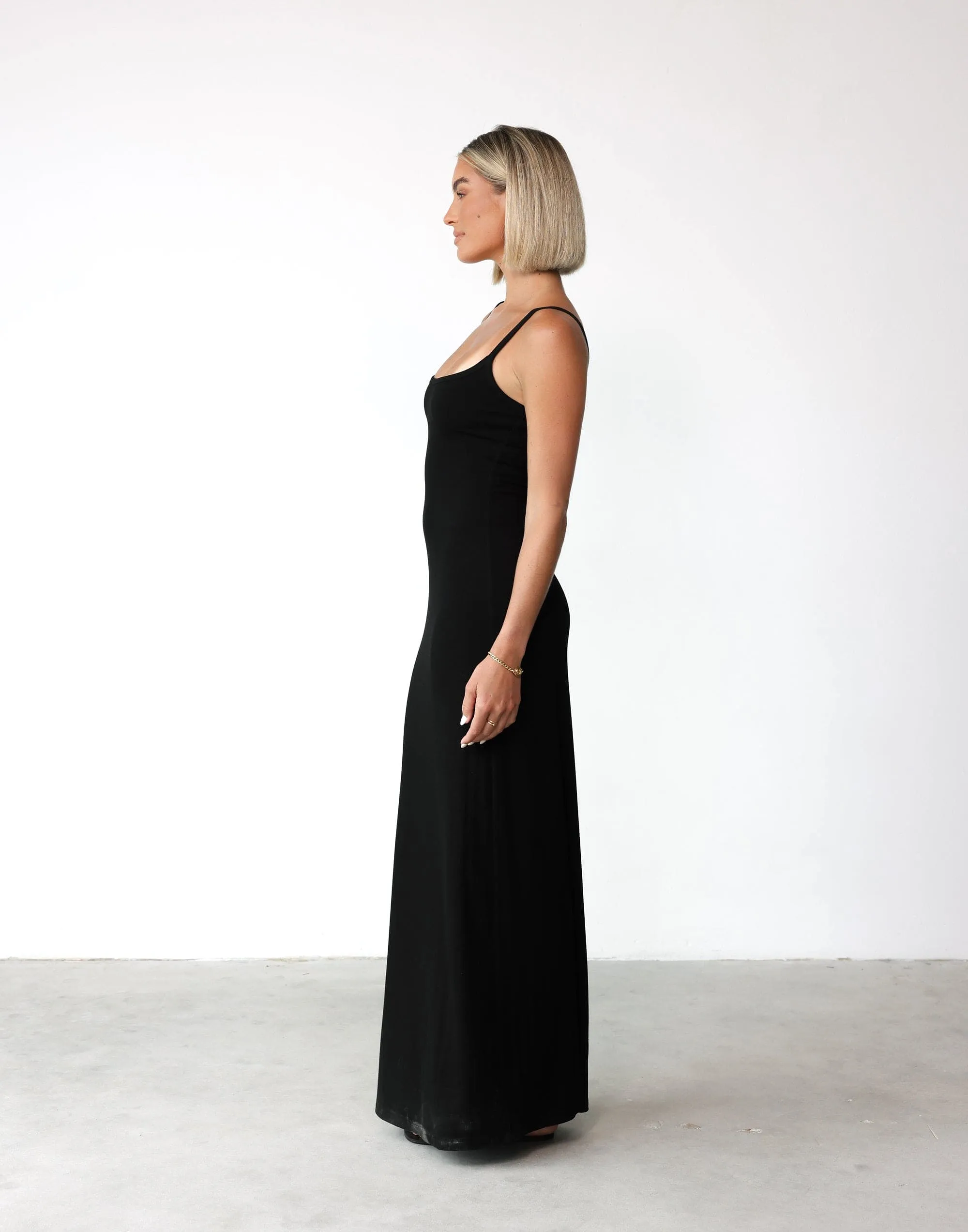 Helia Maxi Dress (Black)