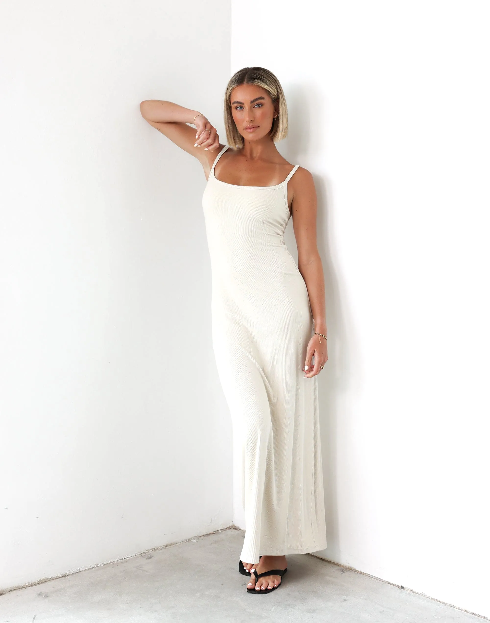 Helia Maxi Dress (Oat)