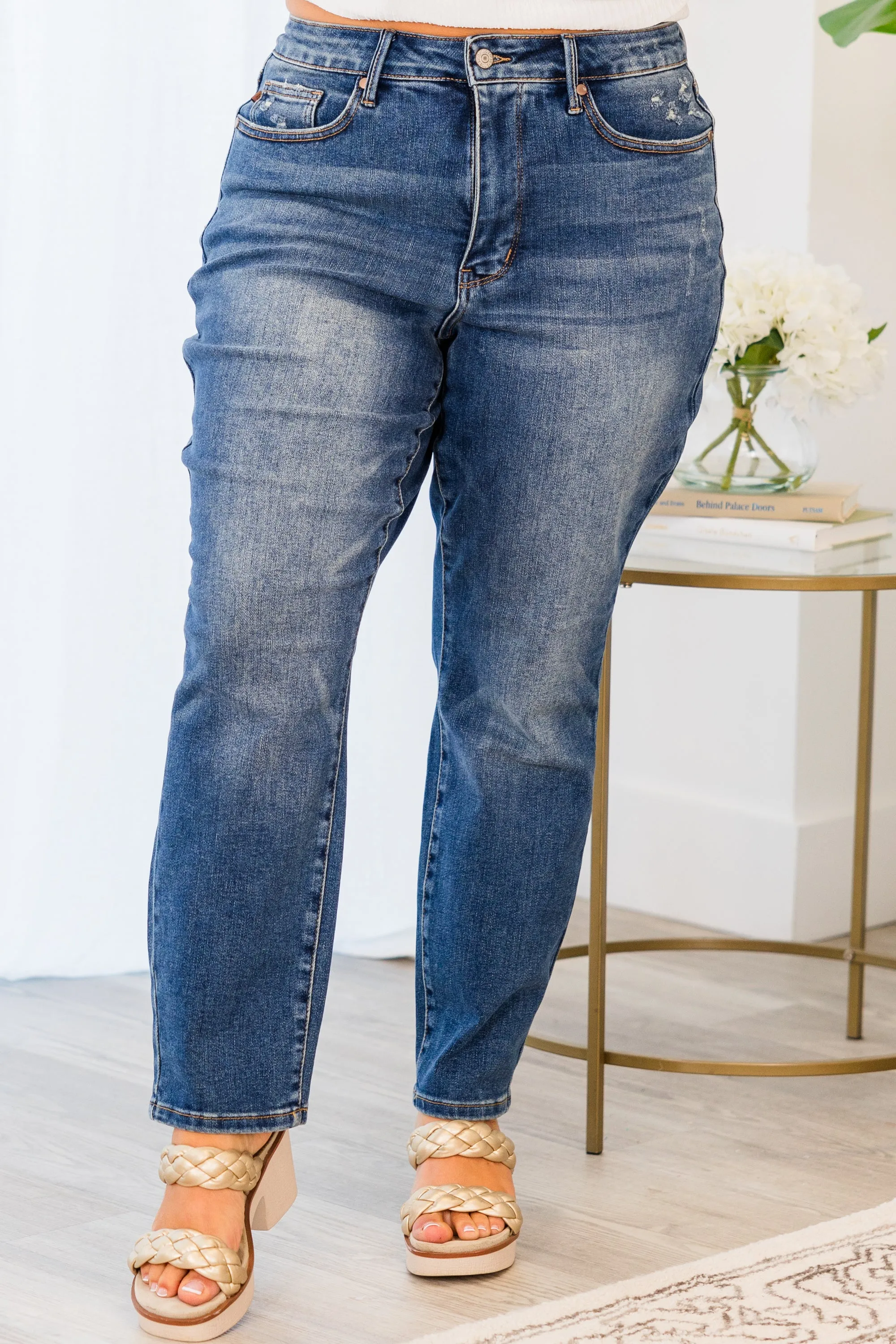 Judy Blue: Dream Chaser Jeans, Dark Wash