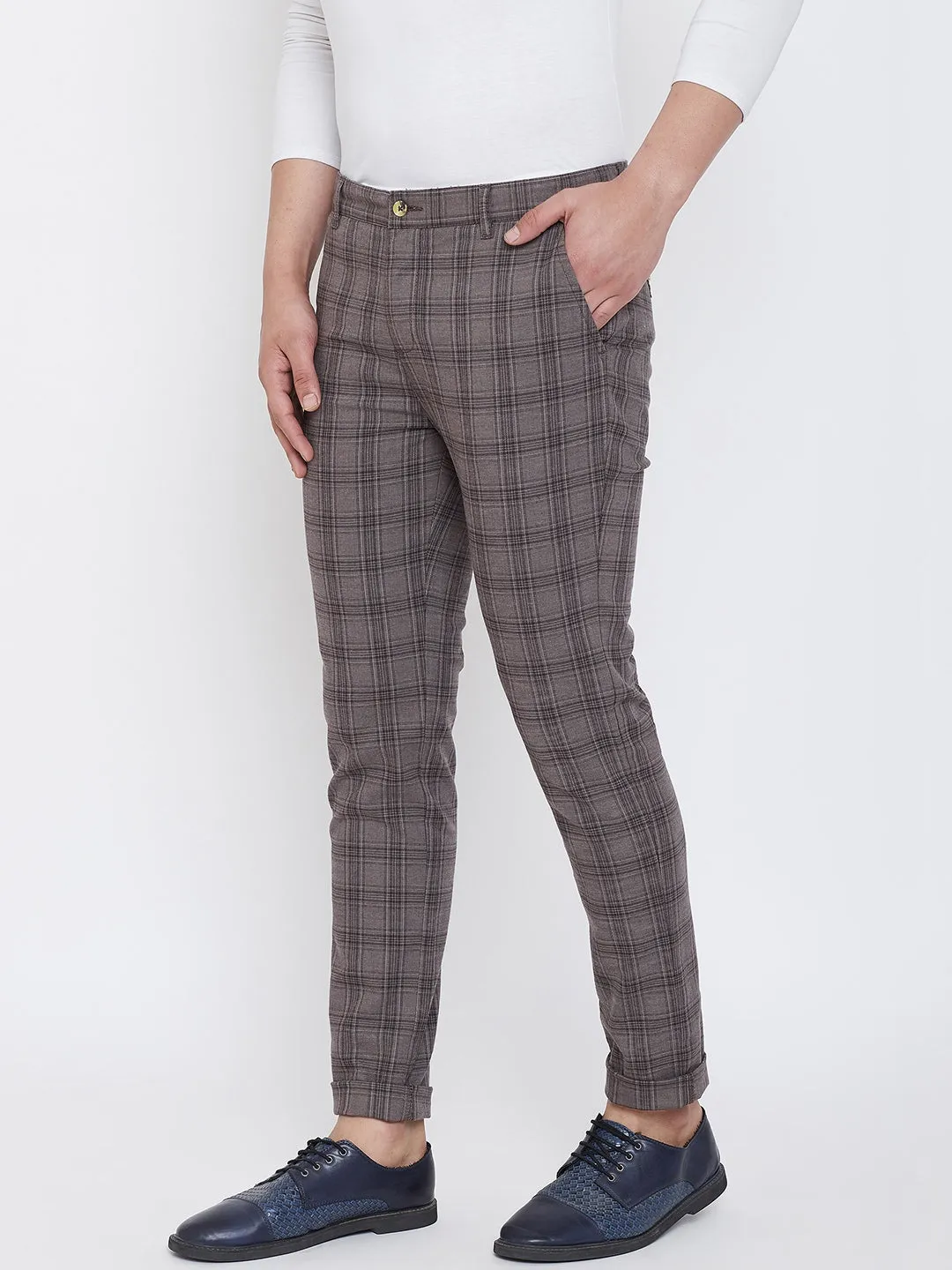 JUMP USA Men Grey Check Slim Fit Cotton Casual Trousers