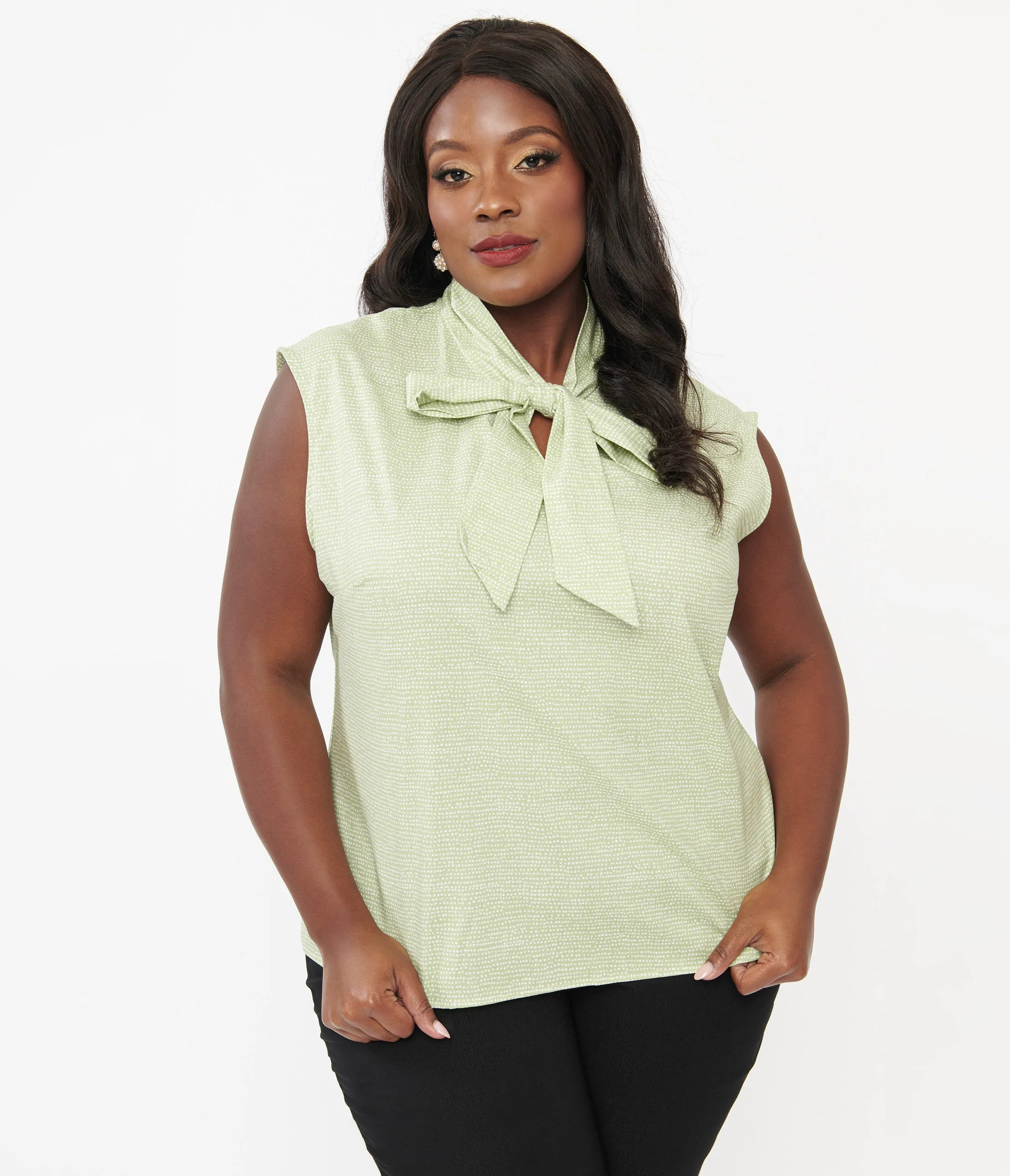 Retrolicious Plus Size 1950s Sage & White Dot Cotton Bow Top