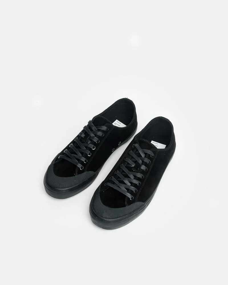 Suede Sneaker in Black