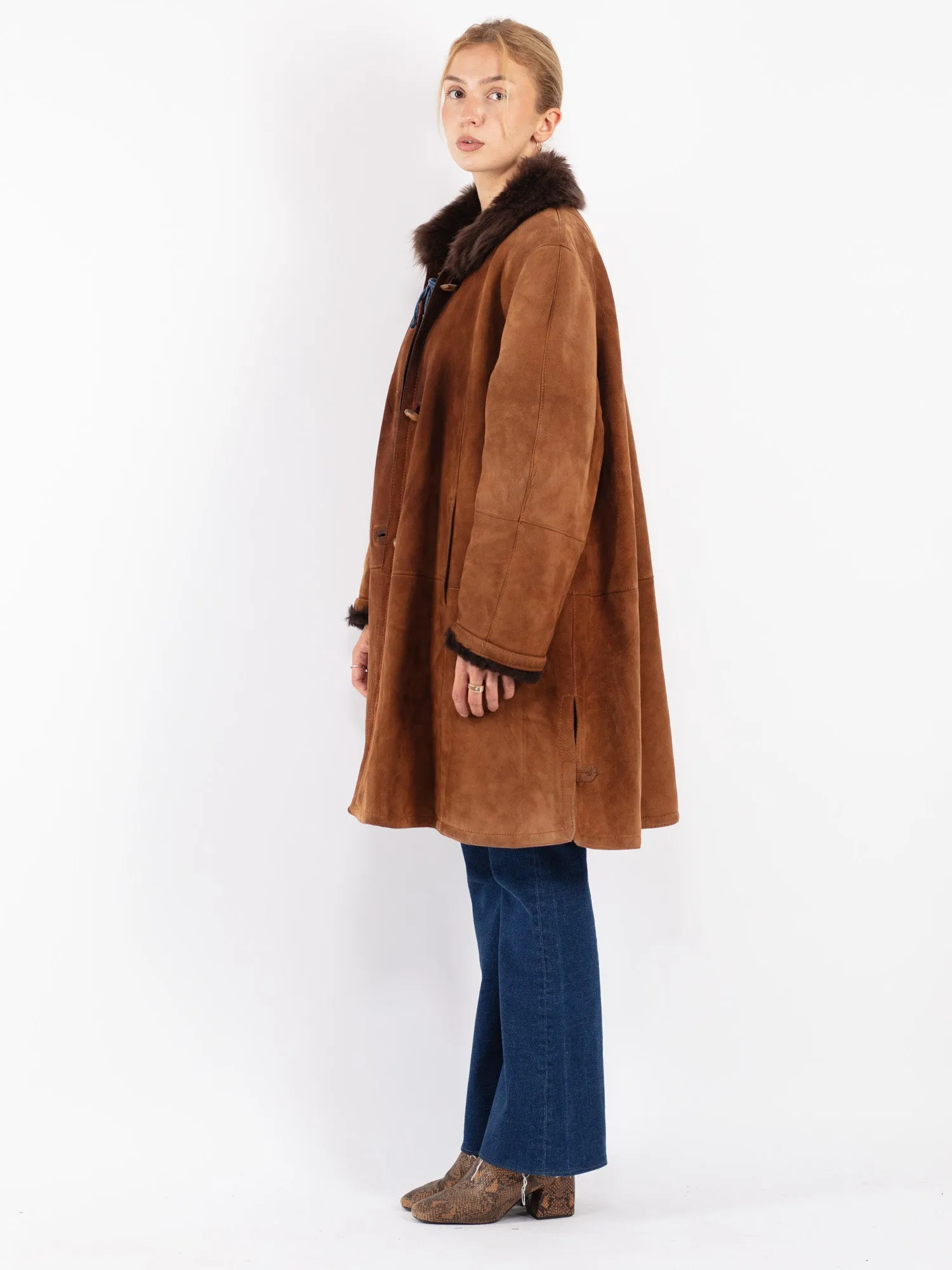 Vintage 80's Women Sheepskin Shearling Coat in Brown